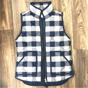 NWOT!! J. Crew(M), Women's Quilted Vest, Reversible- Navy & Cream Gingham